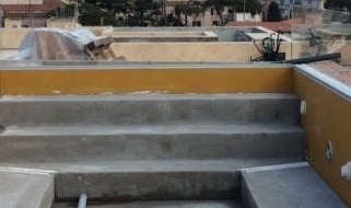 Interni piscina a sbalzo