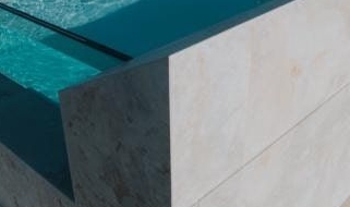 Riempimento piscina a sbalzo